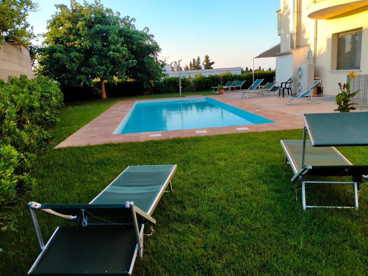 B&B Hotel Helios Uggiano La Chiesa Exteriér fotografie
