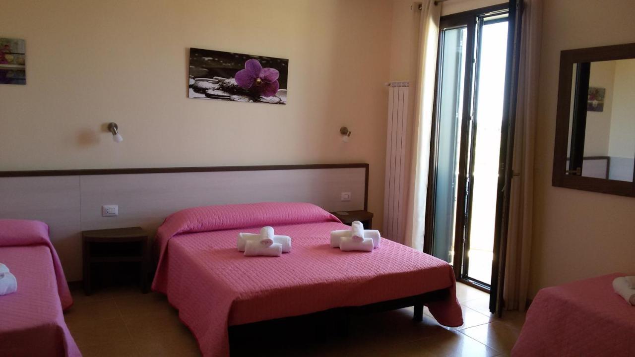B&B Hotel Helios Uggiano La Chiesa Exteriér fotografie