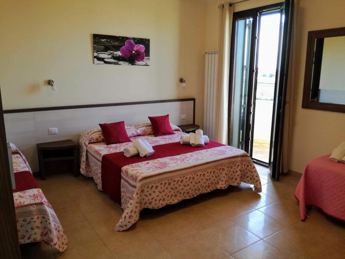 B&B Hotel Helios Uggiano La Chiesa Exteriér fotografie