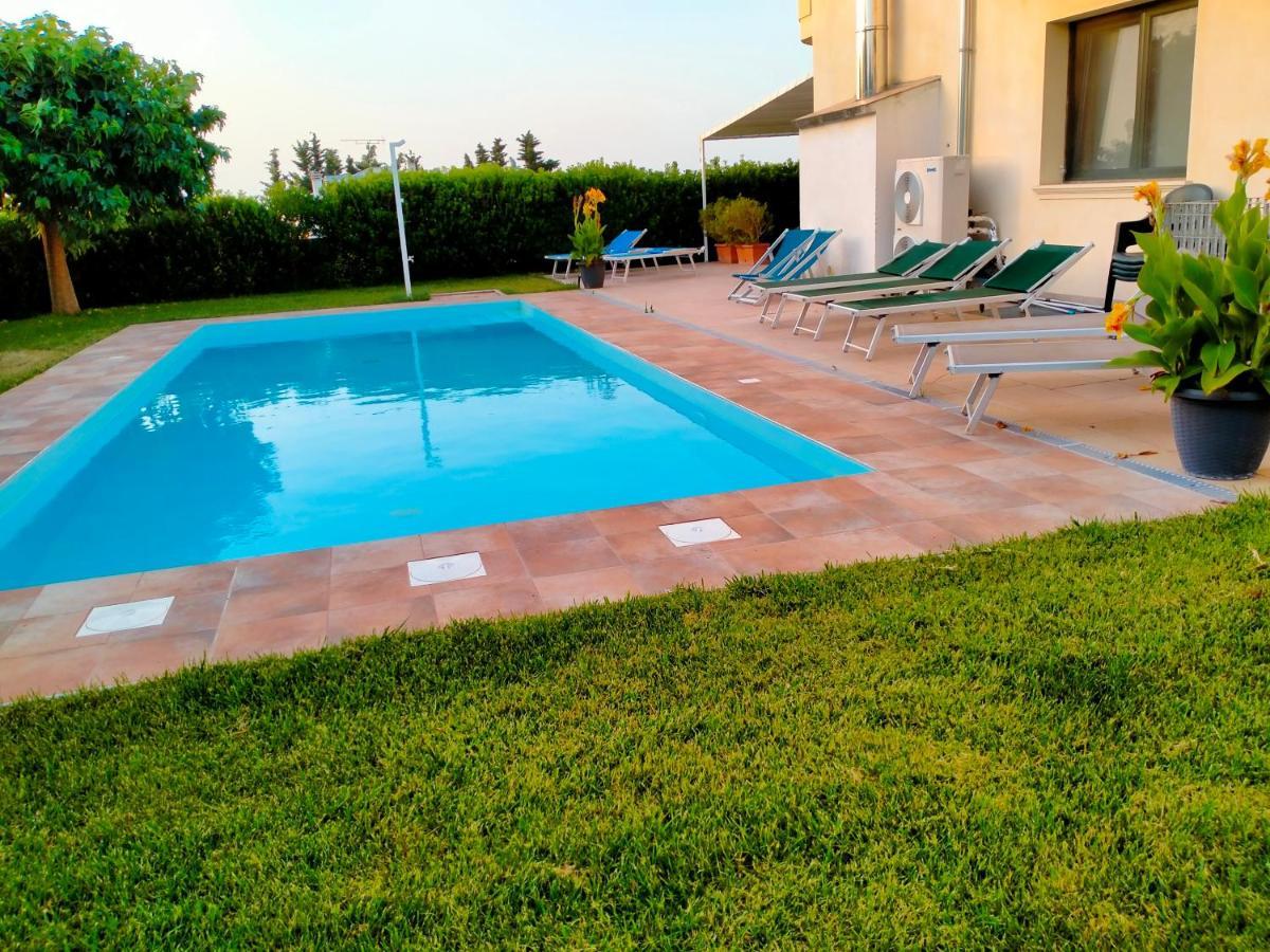B&B Hotel Helios Uggiano La Chiesa Exteriér fotografie