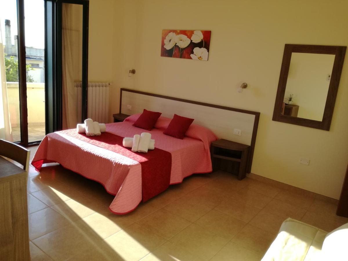 B&B Hotel Helios Uggiano La Chiesa Exteriér fotografie