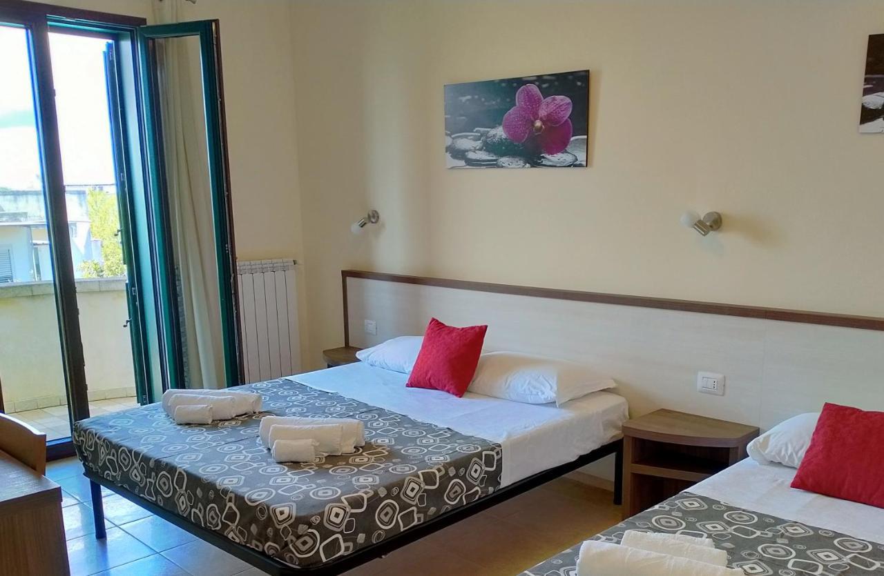 B&B Hotel Helios Uggiano La Chiesa Exteriér fotografie